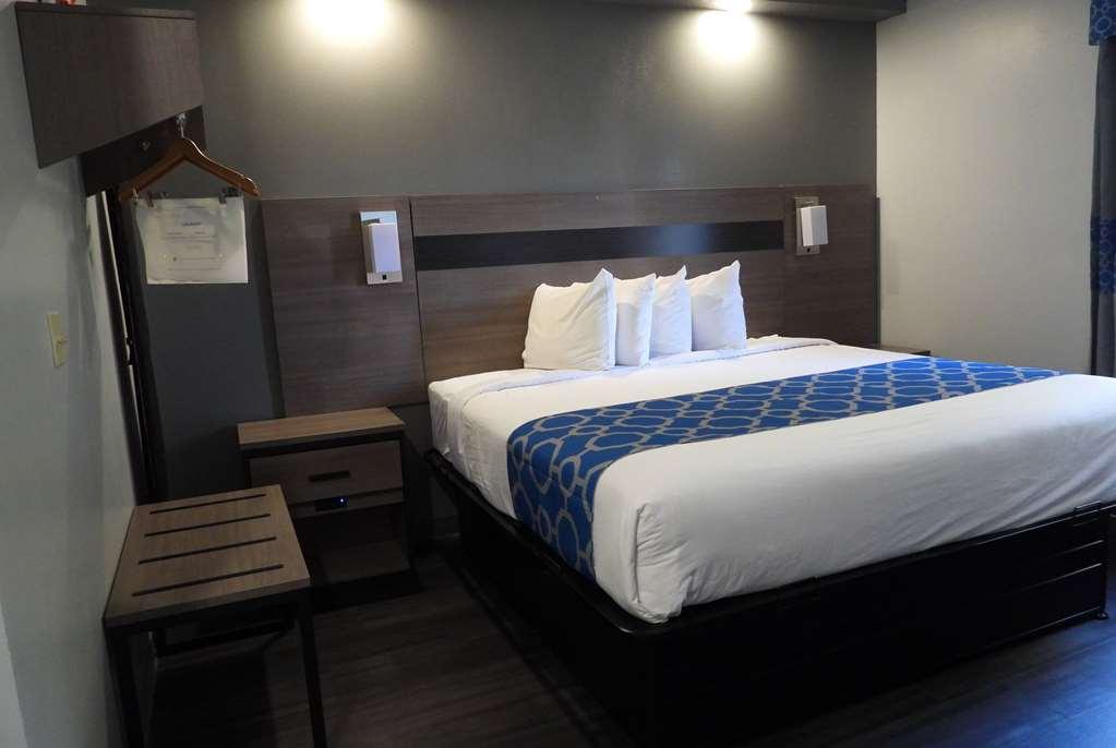 Hotel Baymont By Wyndham Lafayette Airport Habitación foto